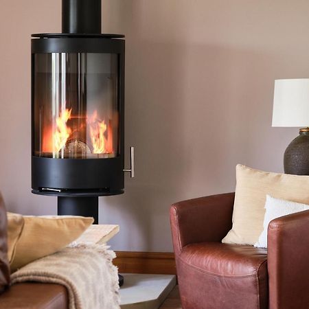 Swallow Barn At Millfields Farm Cottages Ashbourne  Eksteriør bilde